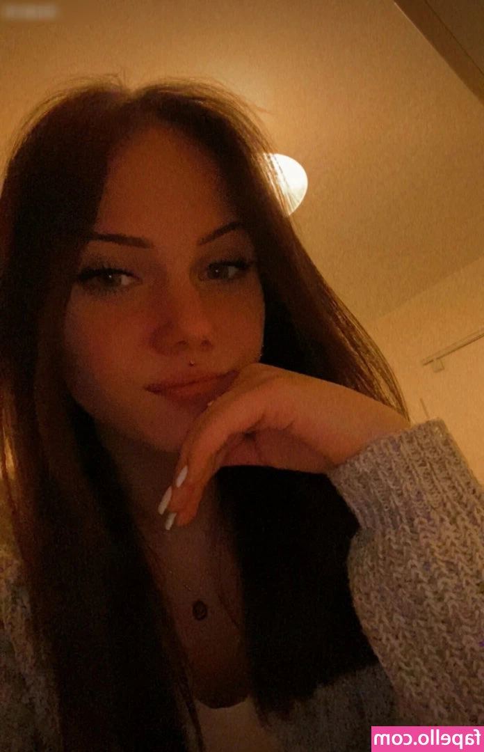  [ chellie-love ] - 🔥Come hang out with me in this hammock 💋