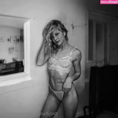 Saskia Tatjana Prang [ saskia-tatjana-prang ] - See all of my content uncensored with NO PPV here    laciwthebooty