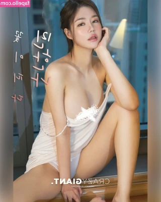 Minhanna0914 - OK guys I want some fan input! It's a busy time with my birthday