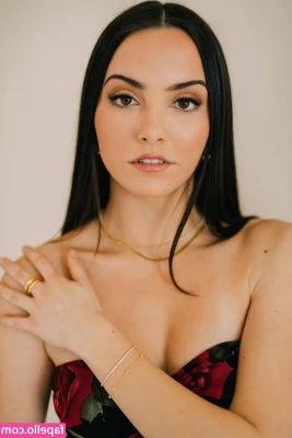 Hannah Cheramy [ hannah-cheramy ] - May is coming! I have one ambitious idea for cosplay but not sure if