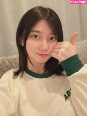 瀬戸環奈 Kanna Seto [ kanna-seto ] - Good morning I have a small surprise for everyone  Everything is