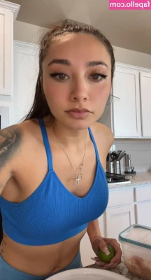 Theegoldenrose [ theegoldenrose-1 ] - Titty Tuesday