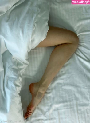 alliesmiths [ alliesmiths-7 ] - Incredible  katelustful at your service today   Her godlike body