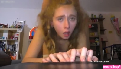 MaryjaneAuryn - Wanna pull up my skirt and eat it from the back