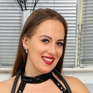 Monika Larasmith