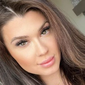 naveah-marie