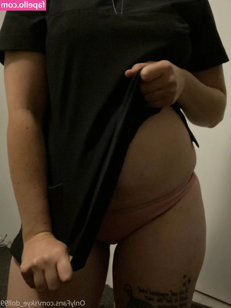 skye_doll99 [ skye-doll99 ] - Blowjob and titty fucking! What more could you want