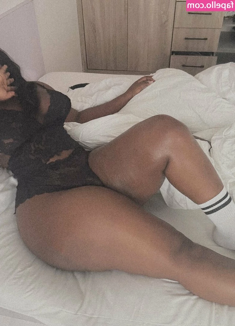 thatbootythox - You have two options  kneel down and humiliate yourself or get