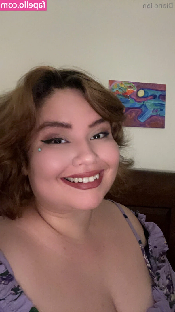 moonbbw - caught ya looking 👀