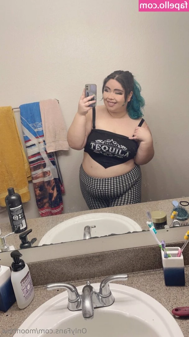moonbbw - i felt so sexy here