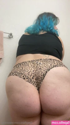 moonbbw - It’s too damn hot to wear clothes. 🔥🥵 Won’t you join me