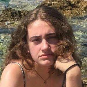 maika_turbizko