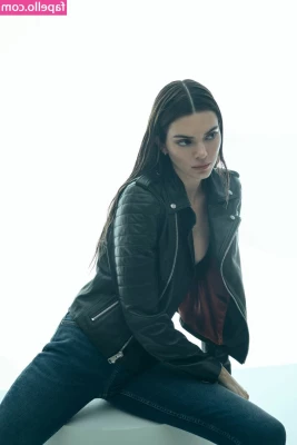 Kendall Jenner [ kendall-jenner ] - We couldn’t get on today lotsa’ life & work today but