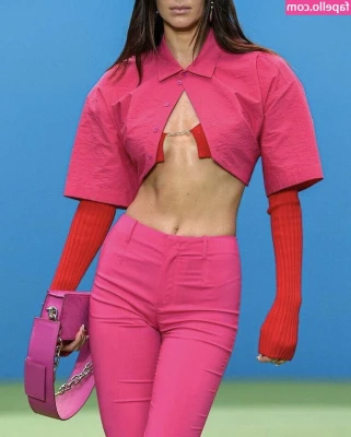 Kendall Jenner [ kendall-jenner ] - Io e  piggy_96 alle prese con un bel cazzone che alla fine ci sborra
