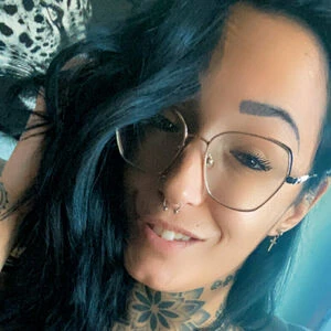 juliabellabadbitch