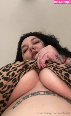 piscisbabee - I’m going to go live here tonight at 8:30 pm ( in 10 hours) 🥰