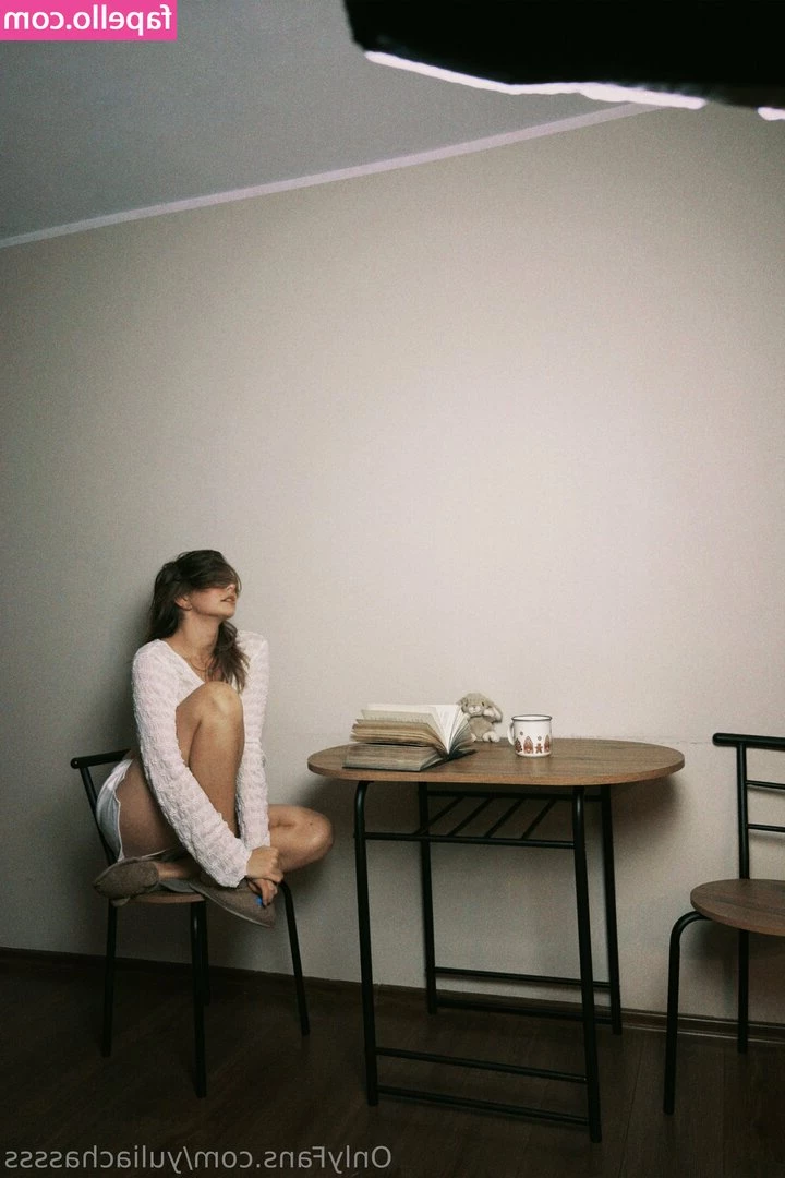 yuliachassss - here s a lil video to hold you over