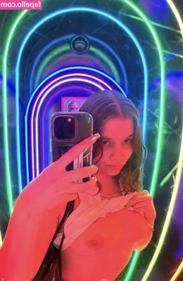 leonore_sophie [ leonore-sophie ] - I want to be your little secret