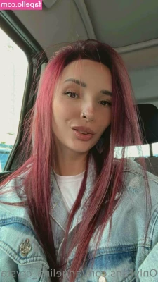 kira_cha [ kira-cha ] - Comment if y all wanna go live with me today again