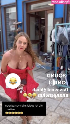 Sexy Julia [ sexy-julia ] - Kiss it 😜
