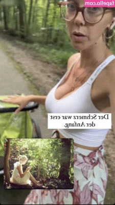 Sexy Julia [ sexy-julia ] - Do you want me to take it all off  daddy