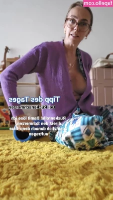 Sexy Julia [ sexy-julia ] - I CANT FUCKING WAIT TO GET FUCKED IN THIS.   Santa can’t make it