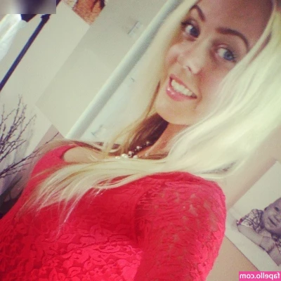 Sexy Julia [ sexy-julia ] - dm me to see us both in position for you