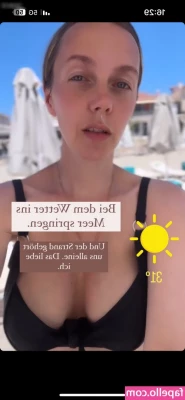 Sexy Julia [ sexy-julia ] - Quarter Finals  I m gonna have trouble winning this one  I m   Option