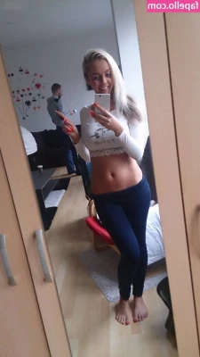 Sexy Julia [ sexy-julia ] - Fuckable