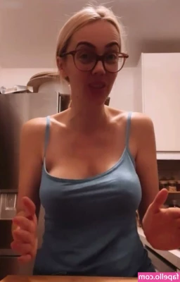 Sexy Julia [ sexy-julia ] - hope you had an amazing Monday 🖤