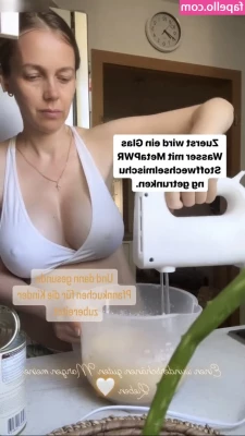 Sexy Julia [ sexy-julia ] - Sexy time baby