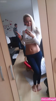 Sexy Julia [ sexy-julia ] - I wish I had time to come live tonight but here are some pictures😈