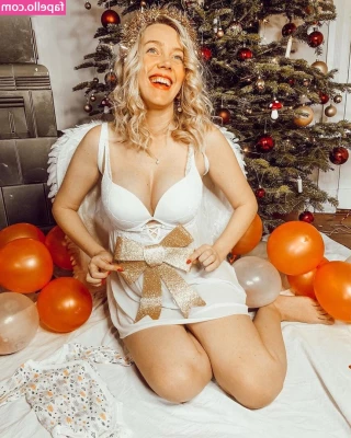 Sexy Julia [ sexy-julia ] - BIG TIT  luna_amor_amor GODDESS WITH JUICY CURVES  amp  WET MOUTH