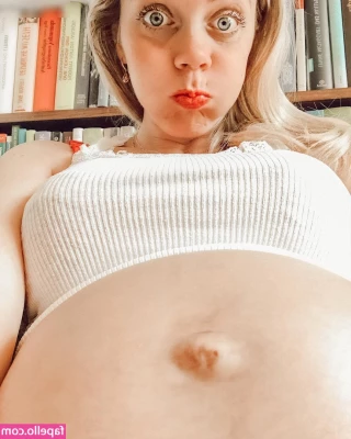 Sexy Julia [ sexy-julia ] - 10K TARGET!! Keep liking my posts guys!! Once I Hit 10K likes I will
