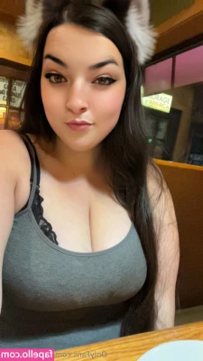 laceylanefree - Oops