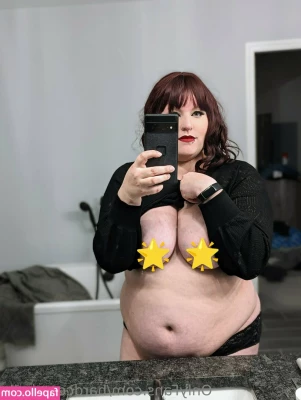 hardcore_holly [ hardcore-holly ] - I’m getting tacos ready for d&d tonight! How’s your night