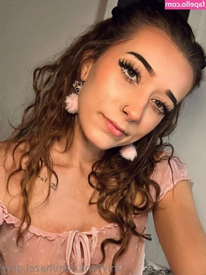 hazel.grey [ hazel-grey ] - Got my matching bellybutton jewelry ❤️