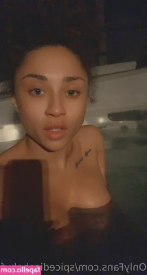 spicedicebabyfree - Rico inició de año 2022  desliza para que veas   el contenido
