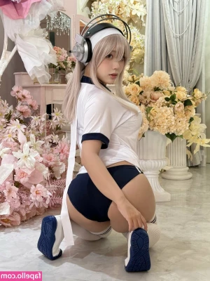 ayunochan_ [ ayunochan ] - Do you like my new nails Daddy?