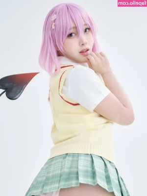 ayunochan_ [ ayunochan ] - Such a paint slut @jakeshyy @tinylittlething25