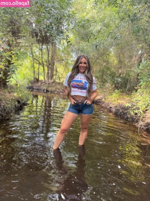 laineymae6.7 [ laineymae6-7 ] - Tons of smoking videos in your DMs or just ask 😉