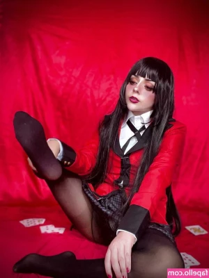 Sophia Sugarz [ sophia-sugarz ] - Will you be my present