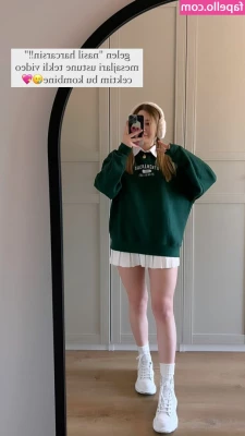 miafitz - Stick something between them cheeks please