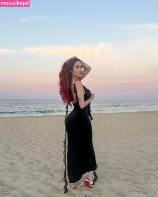 Maren Altman [ maren-altman-30 ] - I could go for some you right now 💕Send me a message..😈