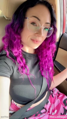 rubycatfree - Hey babies   Thanks for joining  I m here to have fun with you