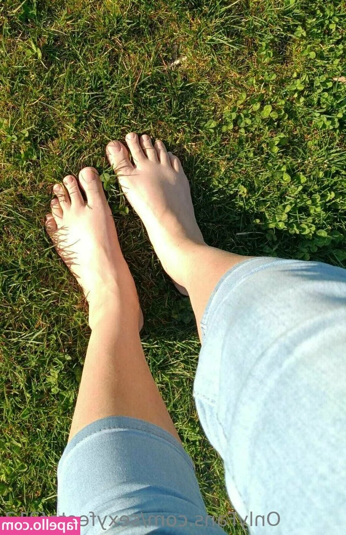 sexyfeetaf213 - NEW CONTENT IS COMING PAPASITOS 😏🔥