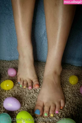 sexyfeetaf213 - A little shoot I did the other night after getting home from my date