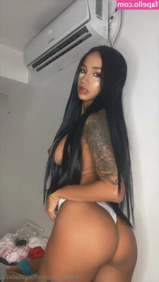 flaquitabella - Wanna play a game with me?
