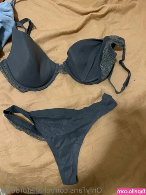charlsfordevip - Hello Darlings  What do you do on days with gloomy weather  I can t