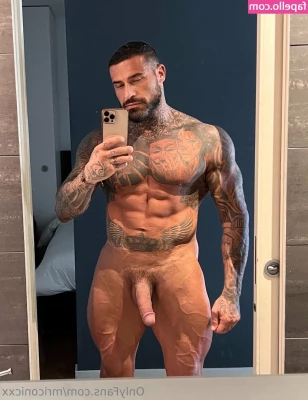 mriconicxx [ mriconicxx-1 ] - Bathroom selfies are the best  don t you think